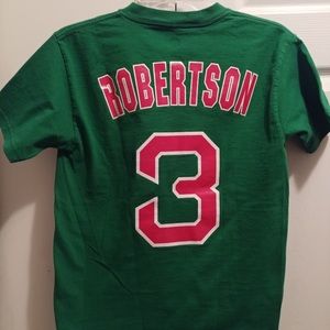Boston Red Sox Green Shamrock MLB Baseball Green Roberts T-shirt Jersey.